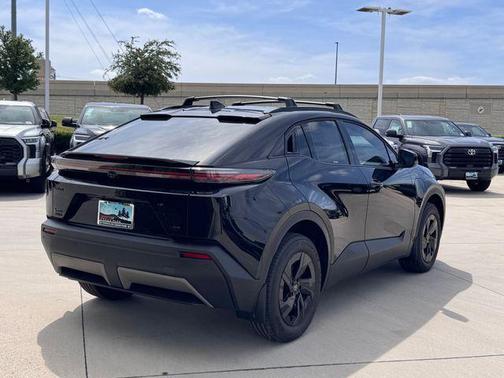 Midnight Black 2026 Toyota C-HR
