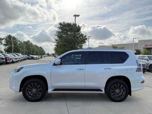 White Pearl 2023 Lexus GX 460 Luxury