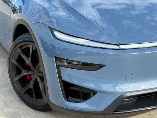 Marine Blue 2026 Tesla Model Y Performance