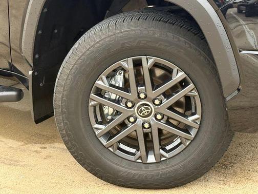 Midnight Black Metallic 2024 Toyota Tundra SR5