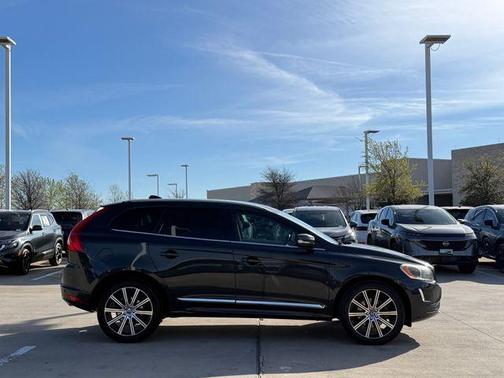 2015 Volvo XC60 T5 Platinum