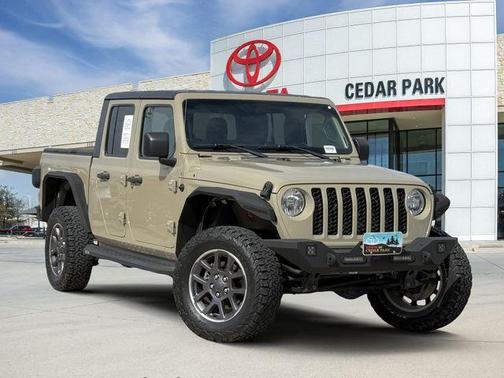2020 Jeep Gladiator Sport