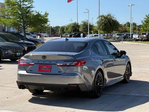 Metal 2025 Toyota Camry SE