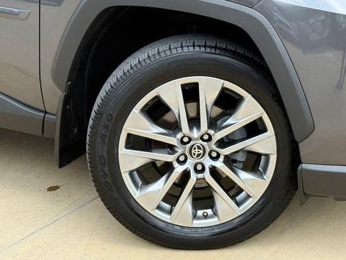 Magnetic Gray Metallic 2024 Toyota RAV4 XLE Premium