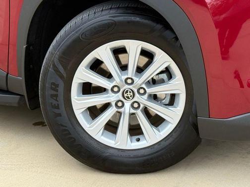 Pearl 2026 Toyota Grand Highlander XLE