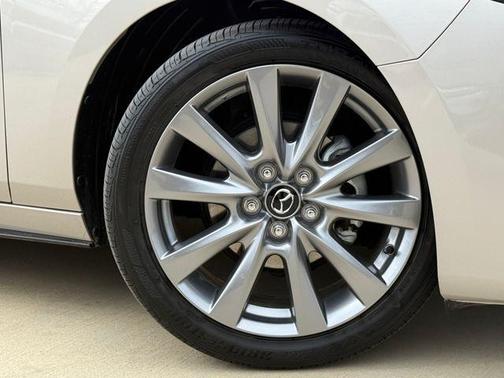 2025 Mazda Mazda3 FWD w/Preferred Package