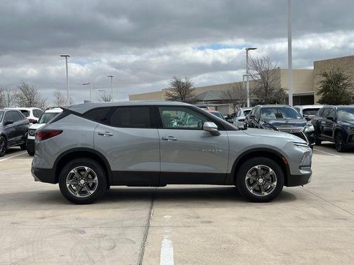 2025 Chevrolet Blazer LT