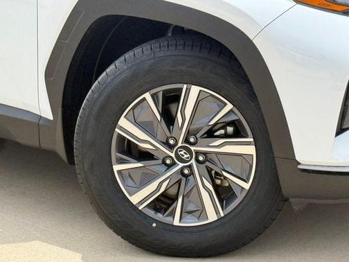 Quartz White 2022 Hyundai TUCSON Hybrid Blue
