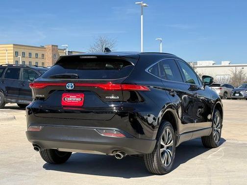 2022 Toyota Venza LE