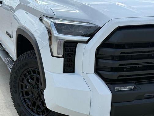 Ice 2026 Toyota Tundra SR5