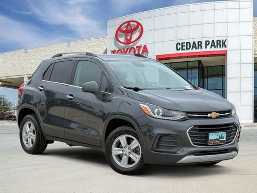 Gray Metallic 2017 Chevrolet Trax LT