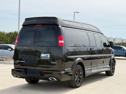 2025 GMC Savana 2500 Work Van