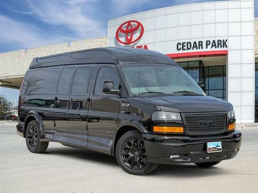 2025 GMC Savana 2500 Work Van