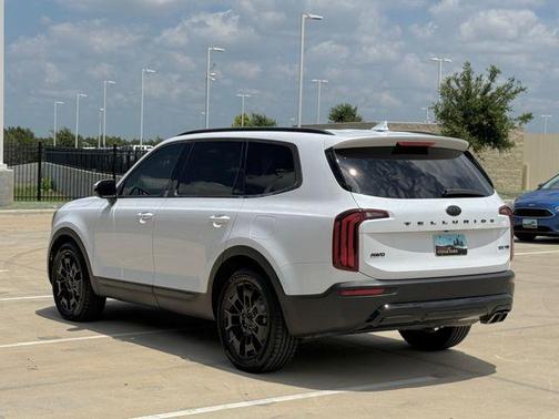 White Pearl 2021 Kia Telluride SX