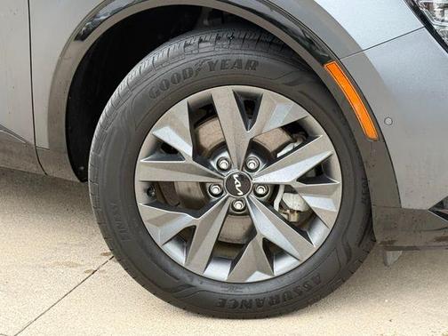 Shadow 2023 Kia Sportage Hybrid SX-Prestige