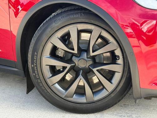 2023 Tesla Model X Standard Range