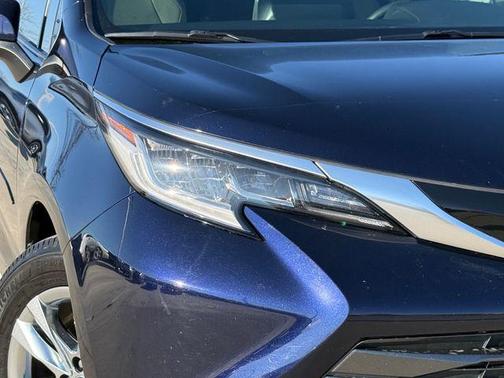 2022 Toyota Sienna Limited