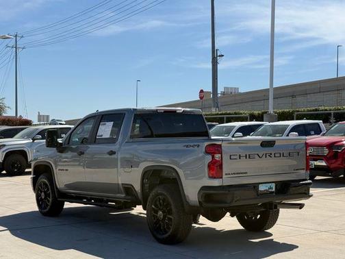 2026 Chevrolet Silverado 2500 Custom