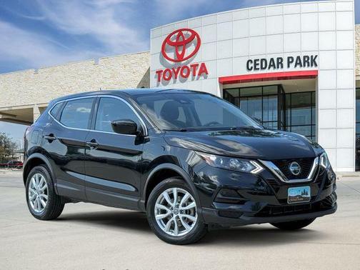 Magnetic Black Pearl 2022 Nissan Rogue Sport S