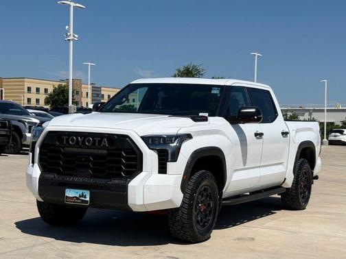 Ice 2024 Toyota Tundra Hybrid TRD Pro