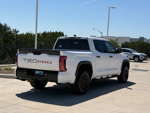 Ice 2024 Toyota Tundra Hybrid TRD Pro