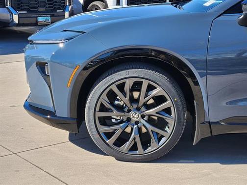 2026 Toyota Crown Signia LIMITED