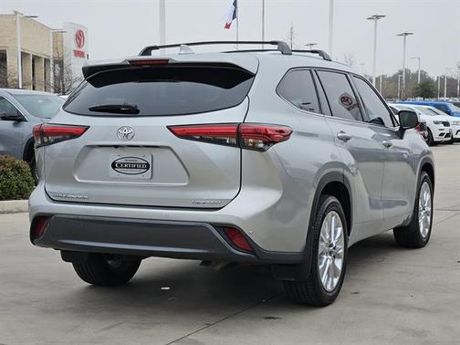 2022 Toyota Highlander Limited