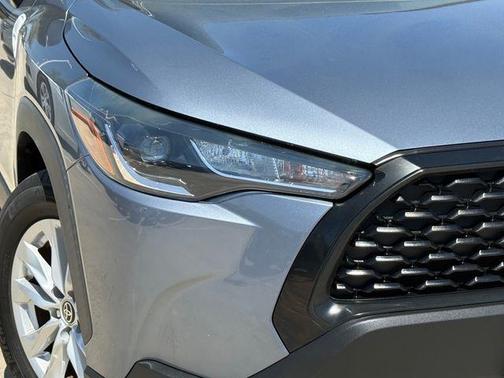 CELESTITE 2022 Toyota Corolla Cross LE