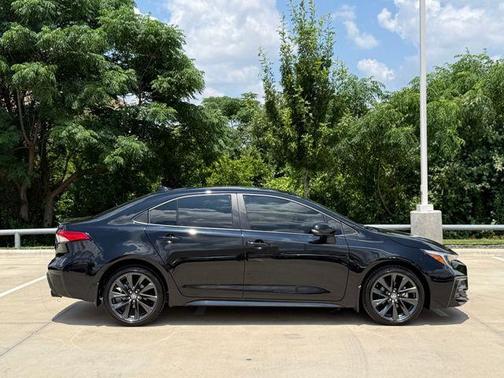 Midnight Black Metallic 2025 Toyota Corolla SE