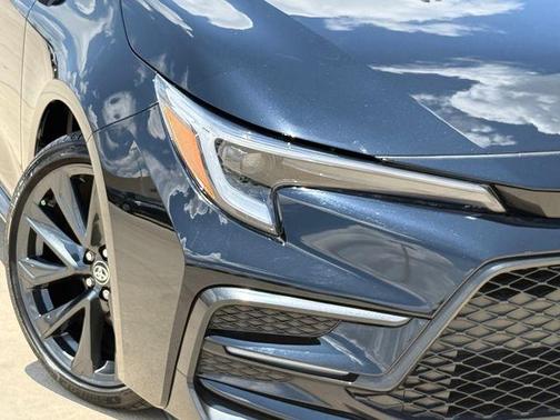 Midnight Black Metallic 2025 Toyota Corolla SE