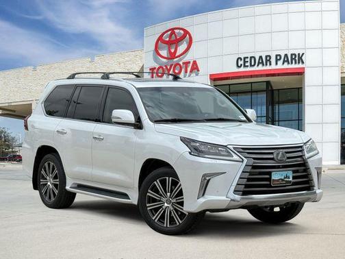 White Pearl 2018 Lexus LX 570 570