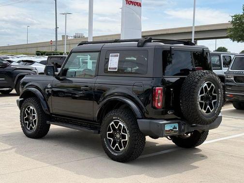 Shadow Black 2022 Ford Bronco Outer Banks