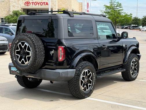 Shadow Black 2022 Ford Bronco Outer Banks