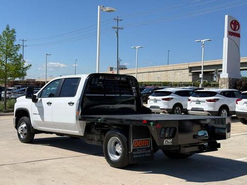 Summit White 2025 Chevrolet Silverado 3500 WT