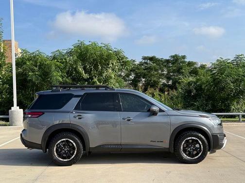 Gun Metallic 2025 Nissan Pathfinder Rock Creek