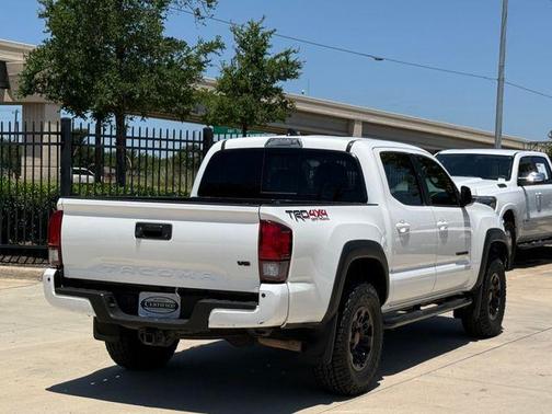 Super White 2018 Toyota Tacoma TRD Off Road