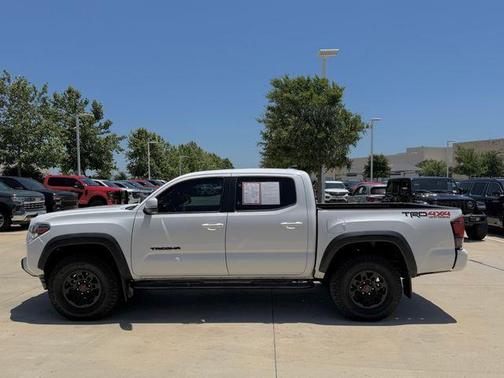 Super White 2018 Toyota Tacoma TRD Off Road