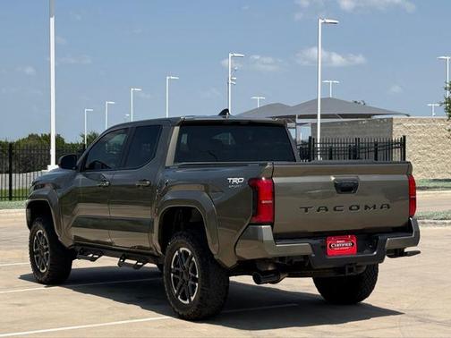 Bronze 2025 Toyota Tacoma TRD Sport