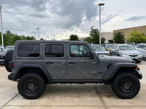 Sting Gray Clearcoat 2023 Jeep Wrangler Sport