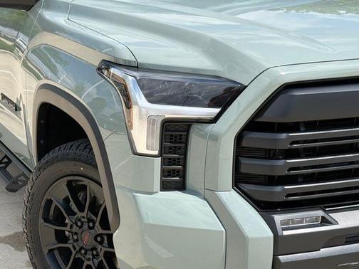 Lunar 2025 Toyota Tundra SR5