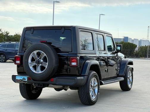 2022 Jeep Wrangler Unlimited Sahara