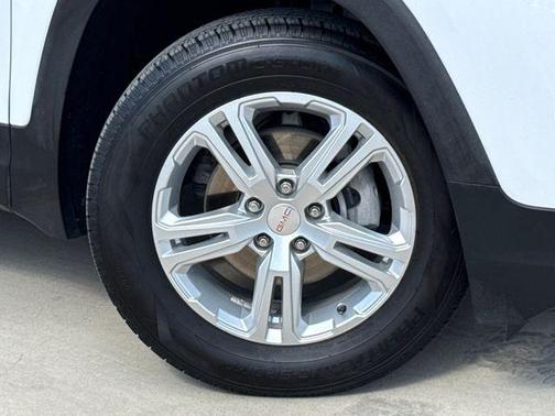 Summit White 2020 GMC Terrain SLE