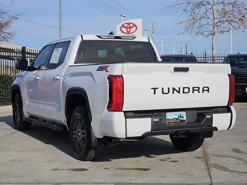 2025 Toyota Tundra SR5