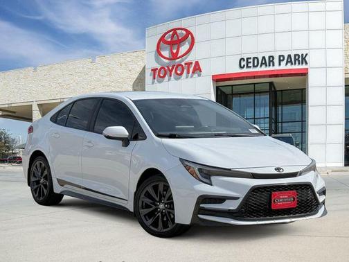Ice 2023 Toyota Corolla SE