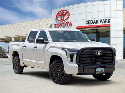 Ice 2023 Toyota Tundra SR