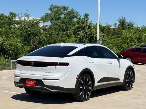 White 2023 Toyota Crown Platinum