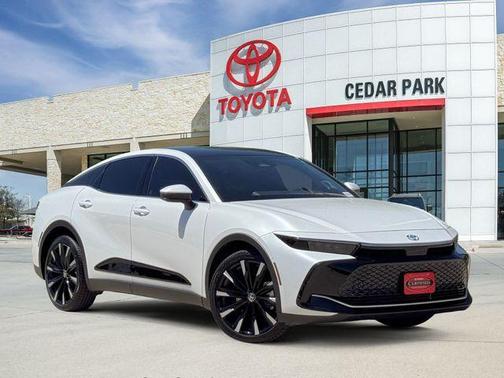 White 2023 Toyota Crown Platinum