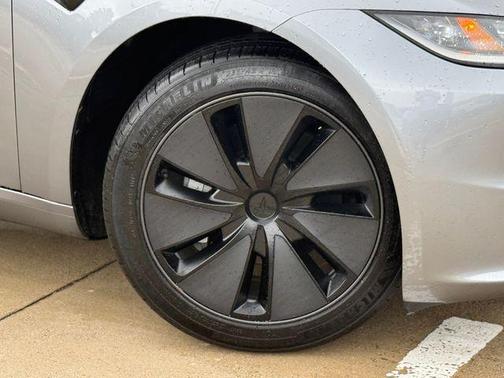 Quicksilver 2025 Tesla Model 3 Long Range