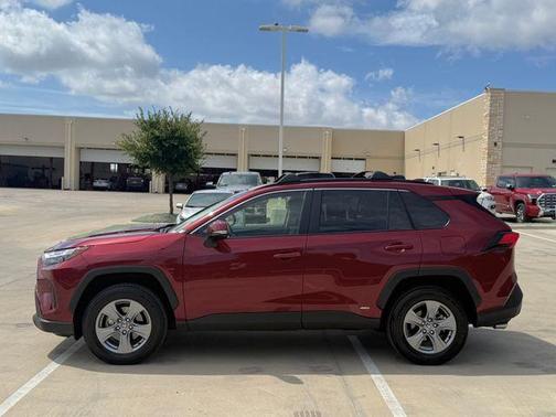 Pearl 2024 Toyota RAV4 Hybrid XLE