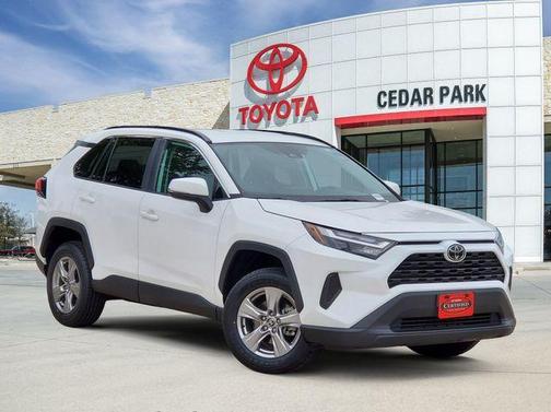 Ice 2025 Toyota RAV4 XLE